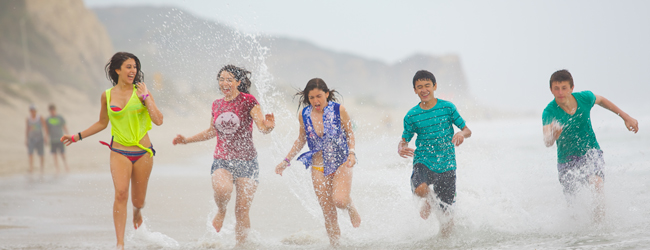 LISA-Sprachreisen-Schueler-Englisch-USA-Los-Angeles-Malibu-Strand-Wasser-Spass