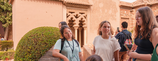 Ausflug der Schüler zu einer Sehenswürdigkeit in Malaga bei einer LISA! Sprachreise für Schüler